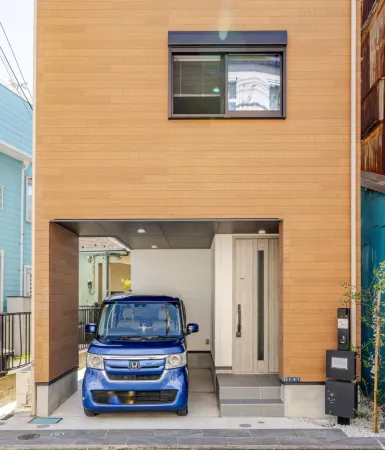 Near Kamakura, Enoshima and other attractions 1 minute direct to Tokyo Shinjuku, Enoshima