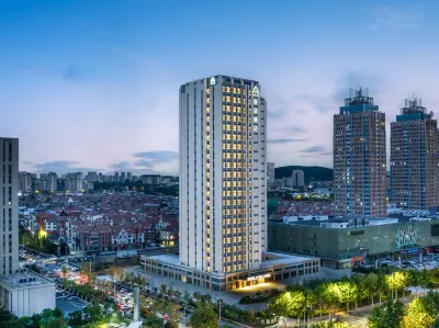 Atour Hotel Yantai Zhifu Station Red Star Macalline Hotels in Yantai