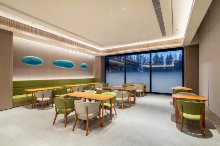 JI Hotel (Xinzhou Dingxiang Bus Station) Отели в г. Динсян