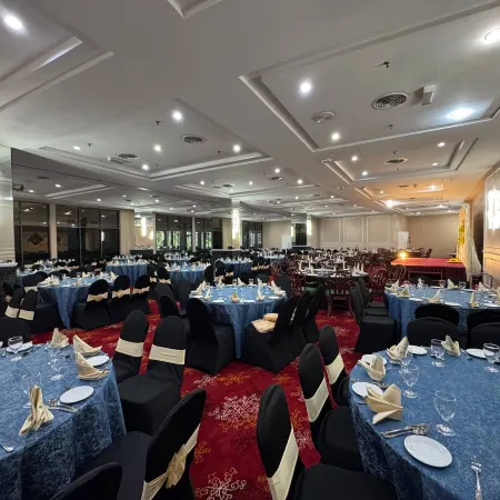 Royal Park Hotel