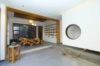 Shennongjia Langlang Mountain Parent Child Homestay