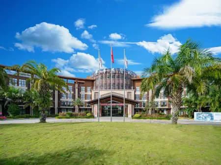 Ronghua · Kangxin Garden (Lingshui People's Hospital Beiwen Road Store) Отели рядом с достопримечательностью «Nanwan Monkey Islet»