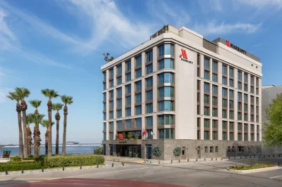 Izmir Marriott Hotel Hotel dekat Ahmet Kutsi Tecer Ilkogretim Okulu