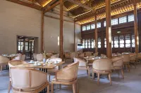 Yanguan Chaolezhicheng Shuishi Hotel