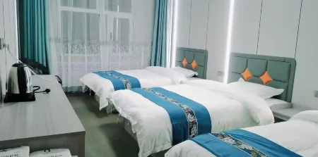 Haolaiwu Business Hotel (Wudaoliang) Отели в г. Цюймалай