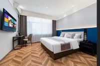 Hexing E-sports Hotel (Harbin Central Street Baroque Branch)