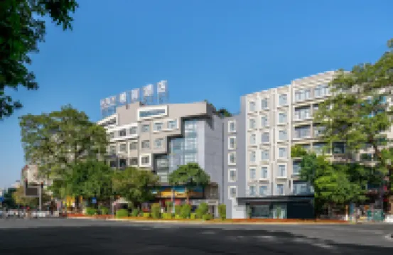 希岸酒店（潮州古城牌坊街店） 鄰近森馬的酒店