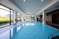 Van der Valk Hotel Schiphol - Kolam Renang