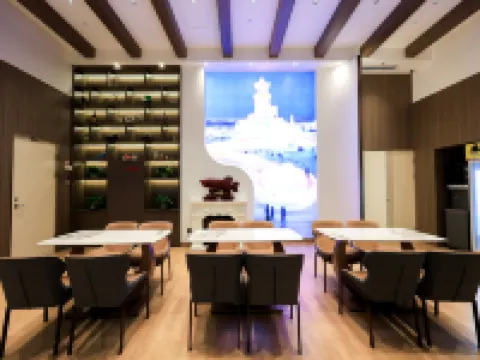 Harbin Yuesu Ice City Timing Lounge ハルビンのホテル