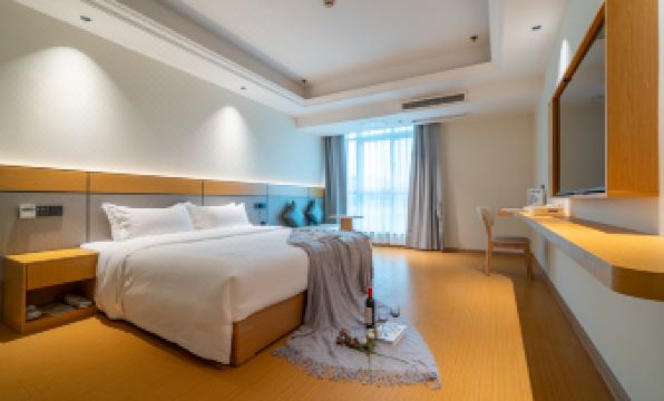 Lanting Hotel (Chengdu Daxu High-speed Railway Station)