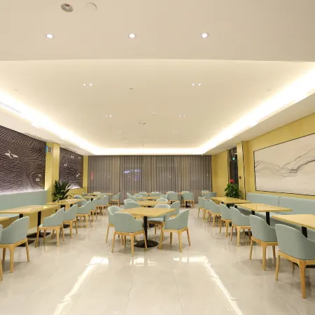 Longsheng Hotel