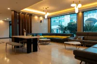 Emerald Hotel Hotel di Jeju