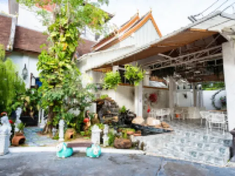 โรงแรม ล้านนา บาย กาสะลอง รีสอร์ท แอนด์ สปา พัทยา โรงแรมใกล้Bright Romance Pattaya Church