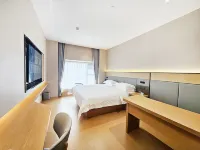 Panzhihua Huanzhu Hotel - parking