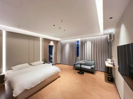 Lianying Apartment (Shanwei High-Speed Railway Station) Отели рядом со станцией Shanwei Railway Station