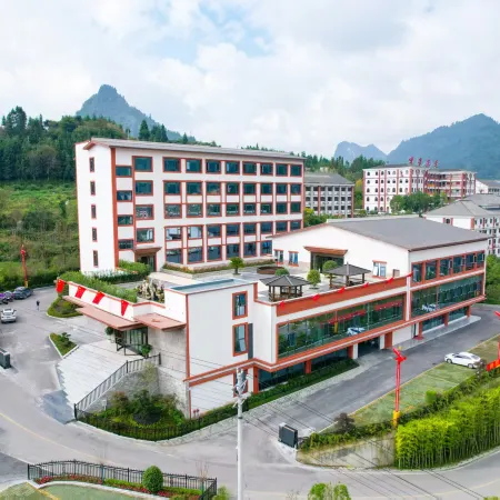Zhaxi Yingxiang Grand Hotel