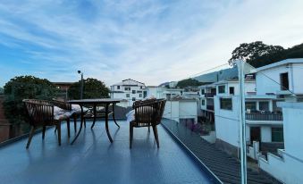 Qiancun Yard Homestay (Qingyan Ancient Town)