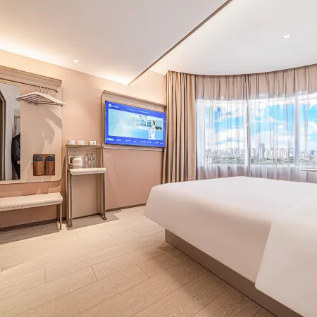 HanTing Hotel (Golmud Bayi Middle Road Huaxing Shopping Plaza)