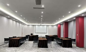 Shankee Coffee Style Hotel (Luohe Huochezhan Xintiandi)