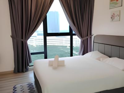 City View Southkey 2BR 2FREE 18F By Natol