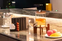 Waiheli Hotel （Chaozhou Peoples Square Branch）