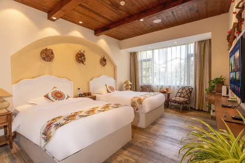 Slanting Lane Hotel