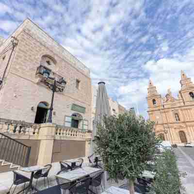 Doms Boutique Living Hotel Exterior