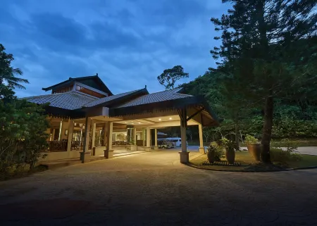 The Taaras Beach & Spa Resort