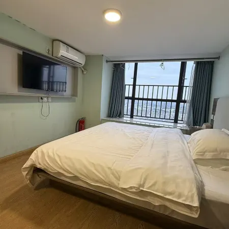 Four Seasons Joy Apartment (Shunde Yue Ran Square Store)