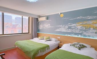 Weihai Shuwang Boutique Hotel (Weigao Plaza Branch)