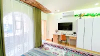 Tekes Muzi Bieyuan Homestay (Baguacheng Lijie Branch)