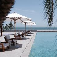 EOSO Hotel