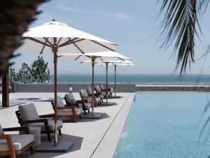 EOSO Hotel