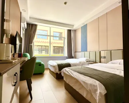 肅南縣雪域賓館 粛南ユグル族自治県のホテル