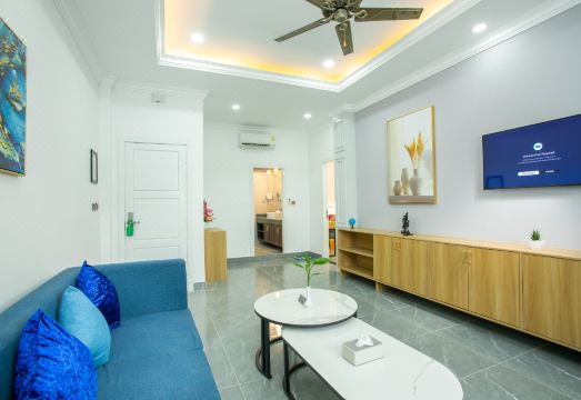 캄바나 포이펫 호텔