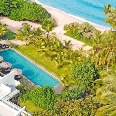 Aavya Cove Villas by Aahaasa Hôtels à proximité de : Plage d'Ahungalla