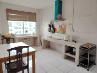 Natol Homestay- Kuching Home Penthouse Airport Road