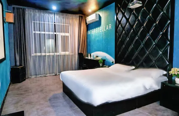 鋭思特酒店（高碑店火車站北庫小鎮店）