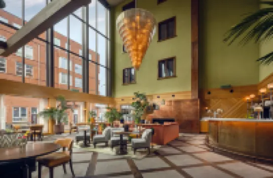 เดอะ จูไล - เบิร์ท & โค