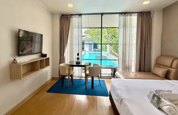 拉利瓦精品酒店