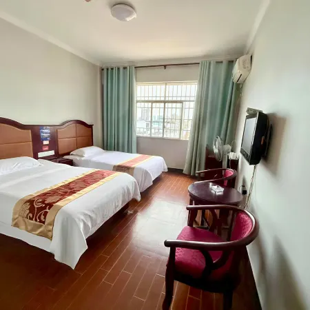 Changde Jinjiang Business Hotel (Qiaonan Market Branch)