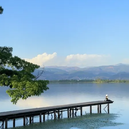 XiChang Qionghai Seventeen Degrees•HeYue Garden Resort