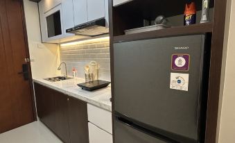 53rd Floor, 2 Br, Netflix, Apt with View by Sky
