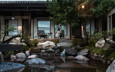 Shaxi Ruoliu Designer Resort Hotel