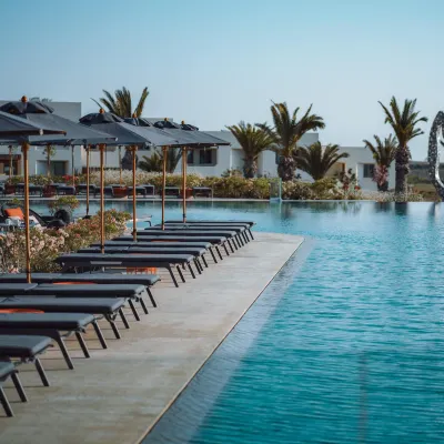 نووس سانتوريني Hotels near شاطئ مونوليثوس (Monolithos Beach)