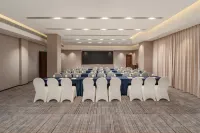 Howard Johnson Club Hotel Dongfang - Business