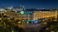 City Comfort Inn Hotel (Wuhan Baishazhou Avenue Huangjia Lake University Town) Hotel in zona Wuhan University of Science and Technology Department of Physical Education (Maojiawan)