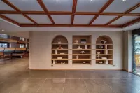 Yading Lanyond Hotel - 2 stelle
