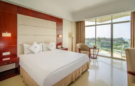 Ocean Paradise Hotel and Resort