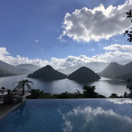 Huxi Yunzhan Homestay (Qingyuan Taohua Lake Branch)